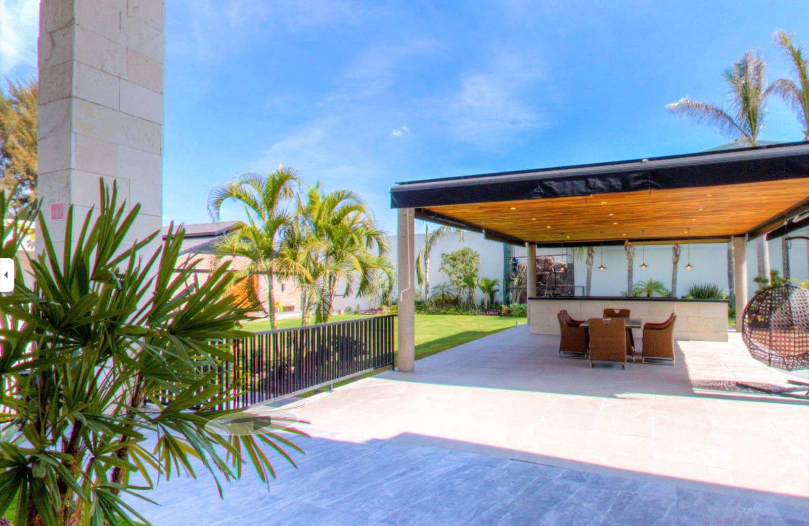 Terrania — terraza y salón